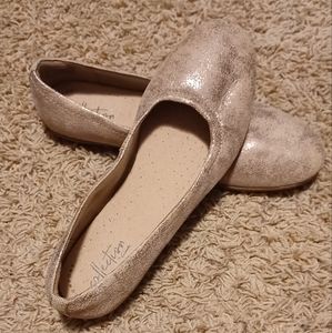 Womens Clark Collection Flats Size 6.5